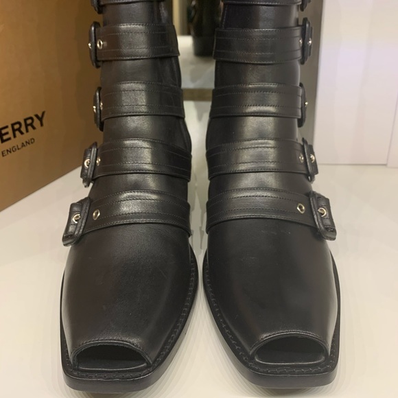 Burberry Albertina Leather Buckle Boot EUR38.5 - Picture 11 of 16